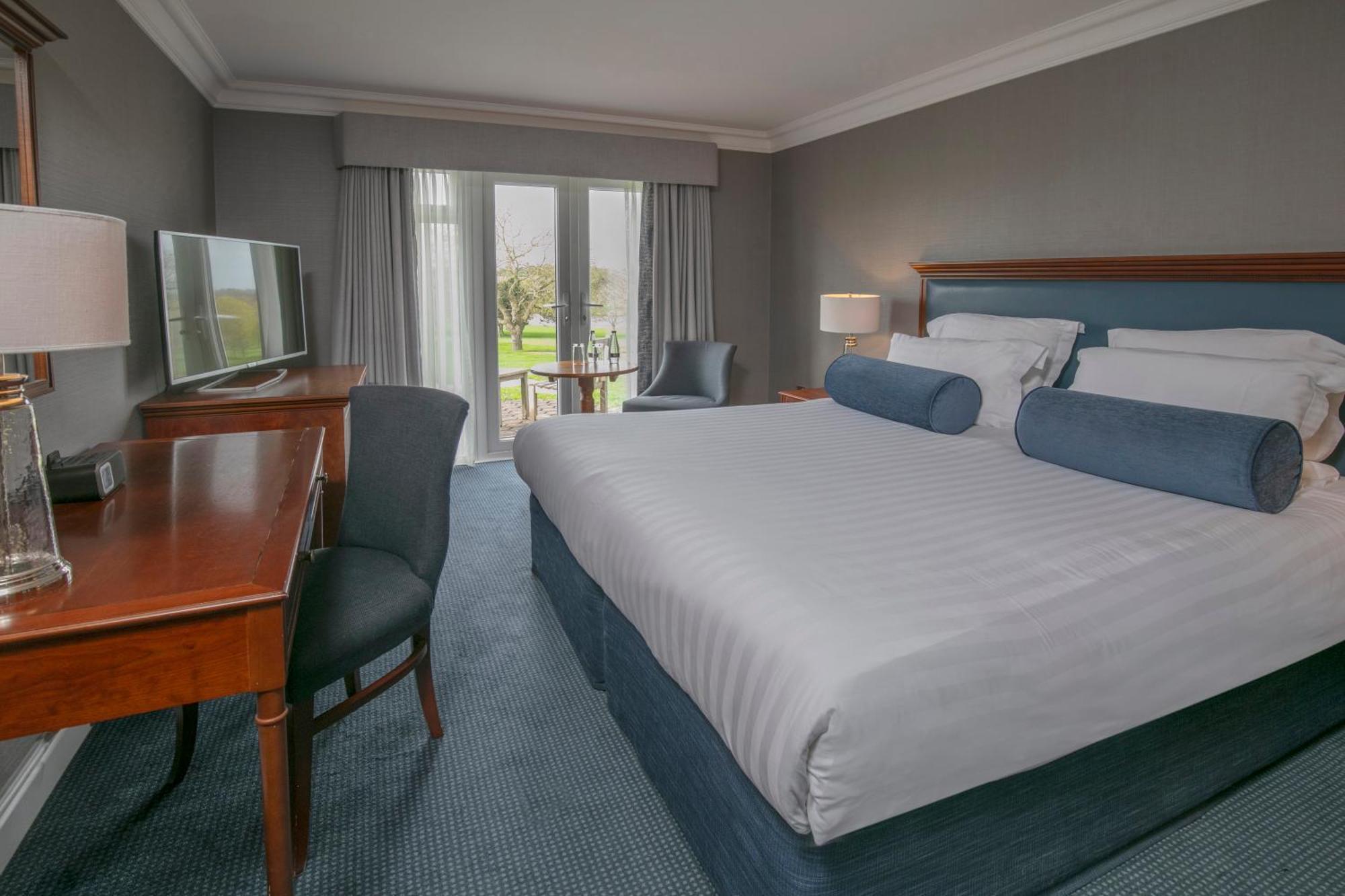 Windmill Village Hotel, Golf Club & Spa, BW Signature Collection كوفنتري المظهر الخارجي الصورة