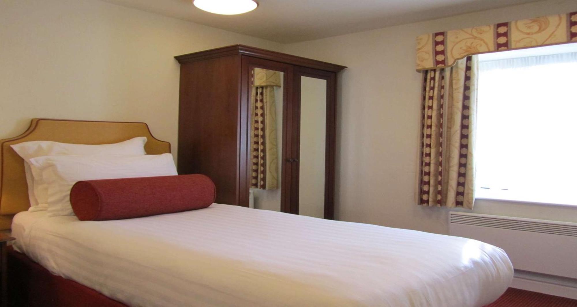 Windmill Village Hotel, Golf Club & Spa, BW Signature Collection كوفنتري المظهر الخارجي الصورة