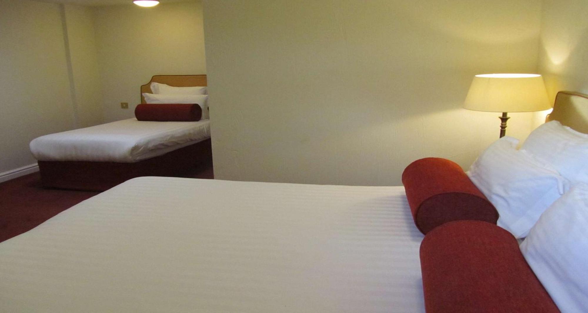 Windmill Village Hotel, Golf Club & Spa, BW Signature Collection كوفنتري المظهر الخارجي الصورة
