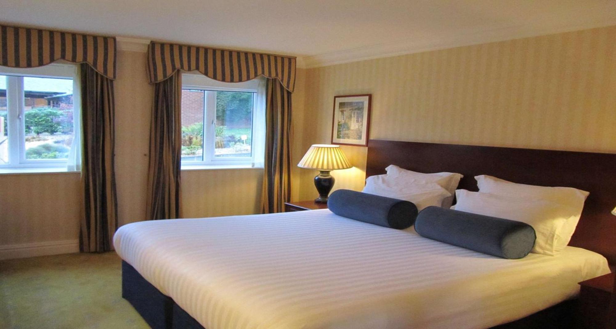 Windmill Village Hotel, Golf Club & Spa, BW Signature Collection كوفنتري المظهر الخارجي الصورة